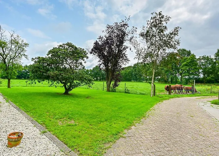 Cozy Countryside Getaway Vakantiehuis De Heurne