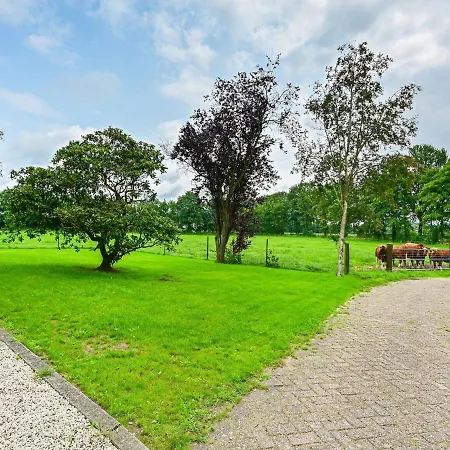 Cozy Countryside Getaway Semesterbostad De Heurne